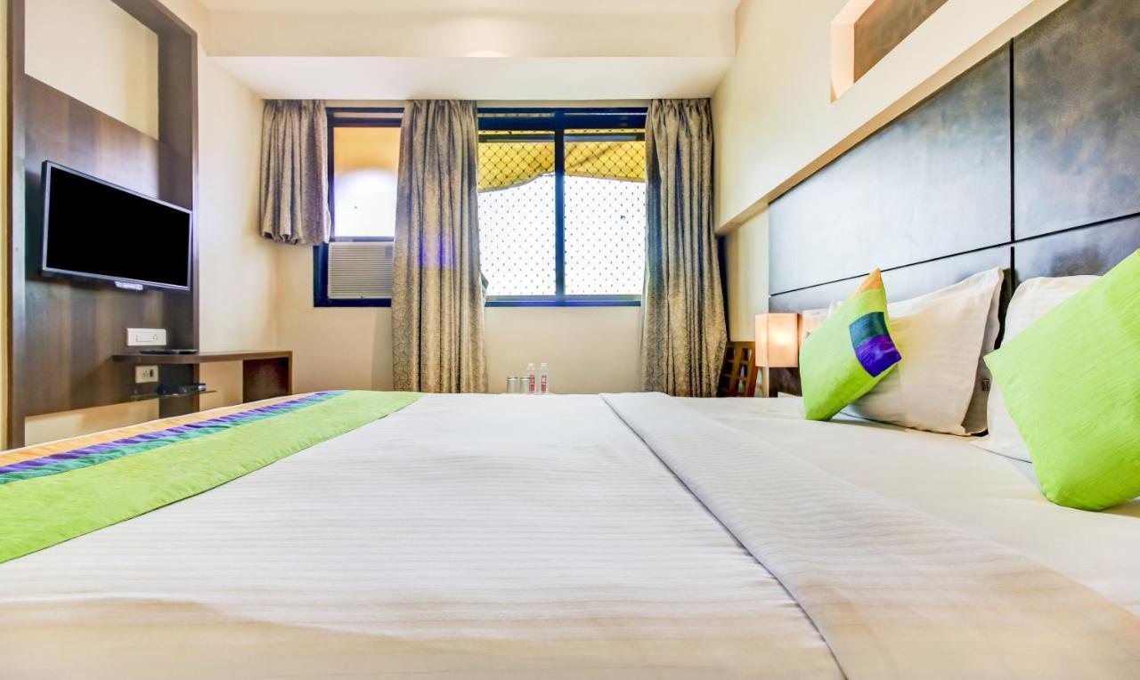 Treebo Trend Vinamra Residency Hotel Нави Мумбай Екстериор снимка